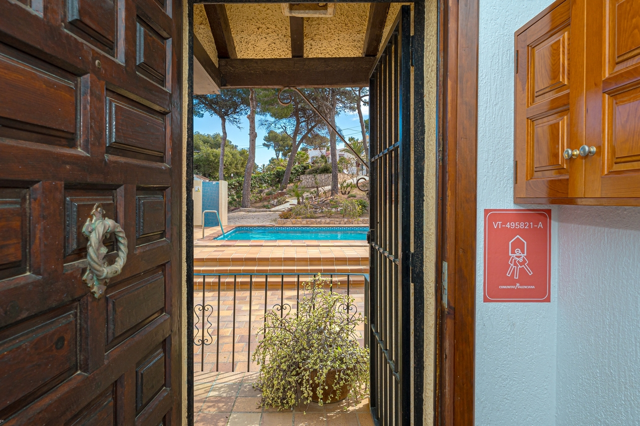 2420: Villa  in Javea