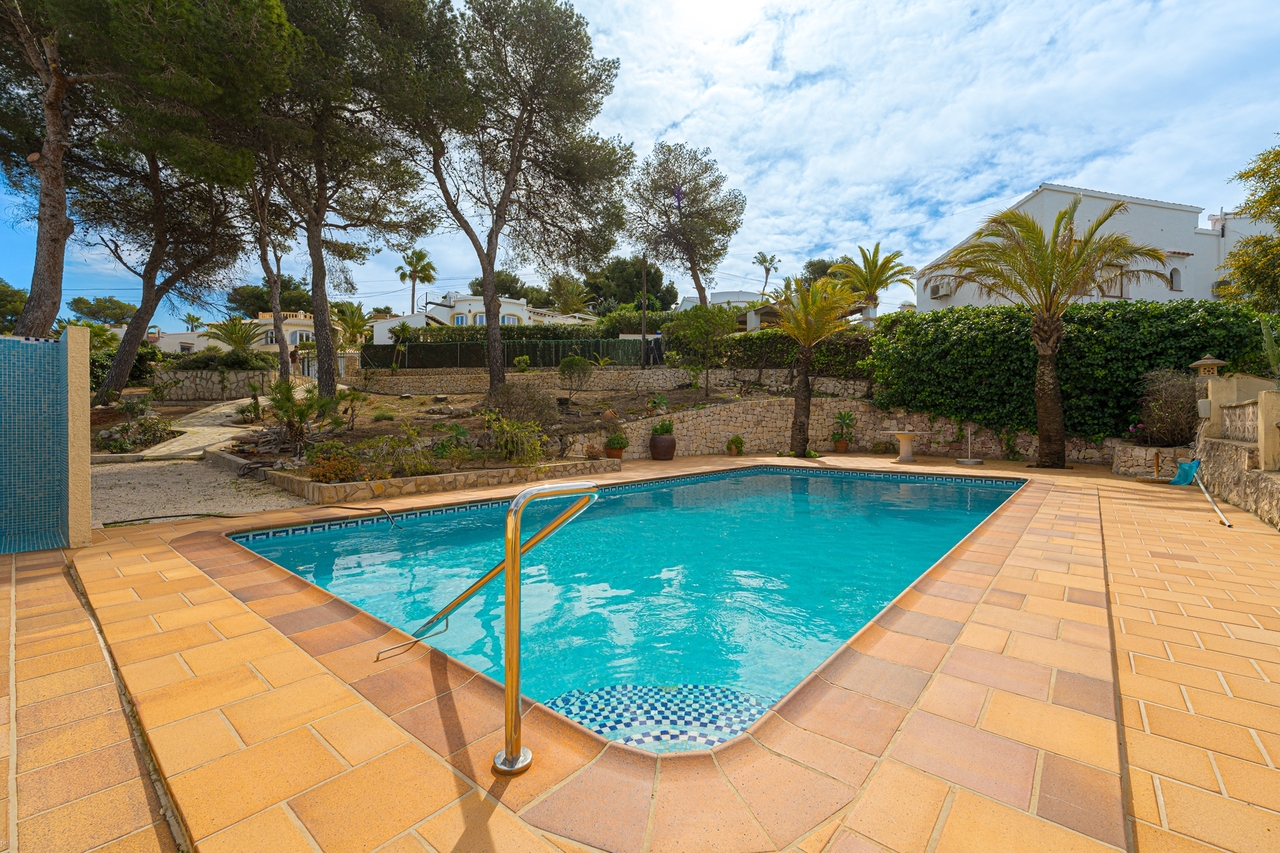 2420: Villa  in Javea