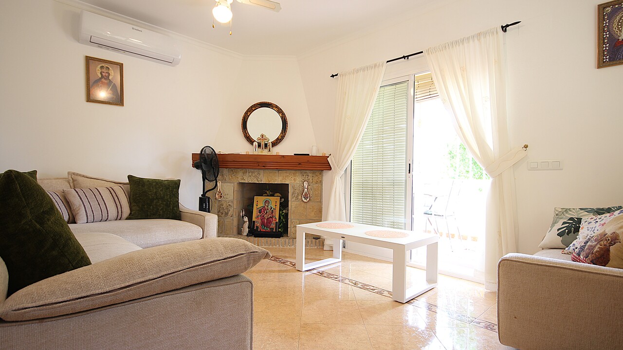 2421: Villa  in Sagra