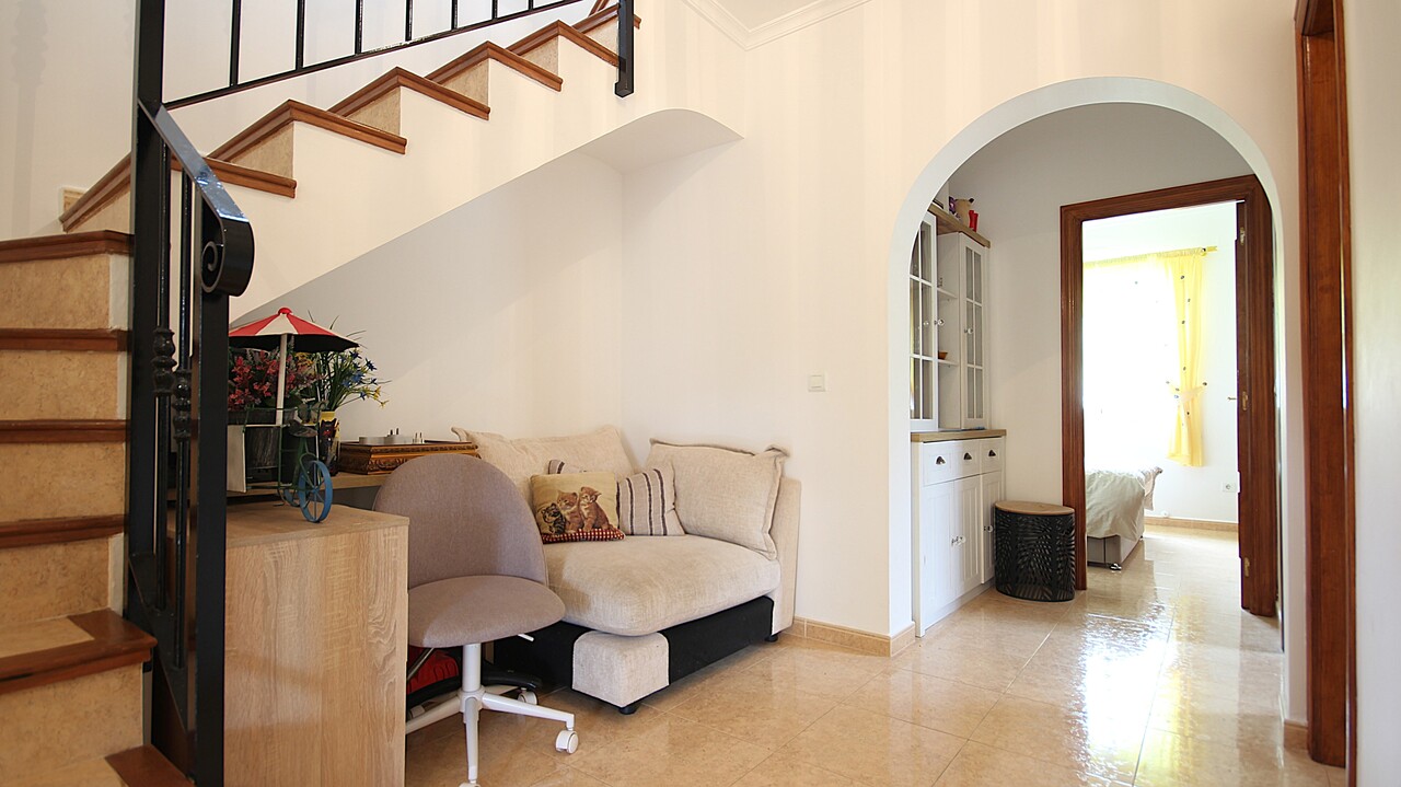 2421: Villa  in Sagra
