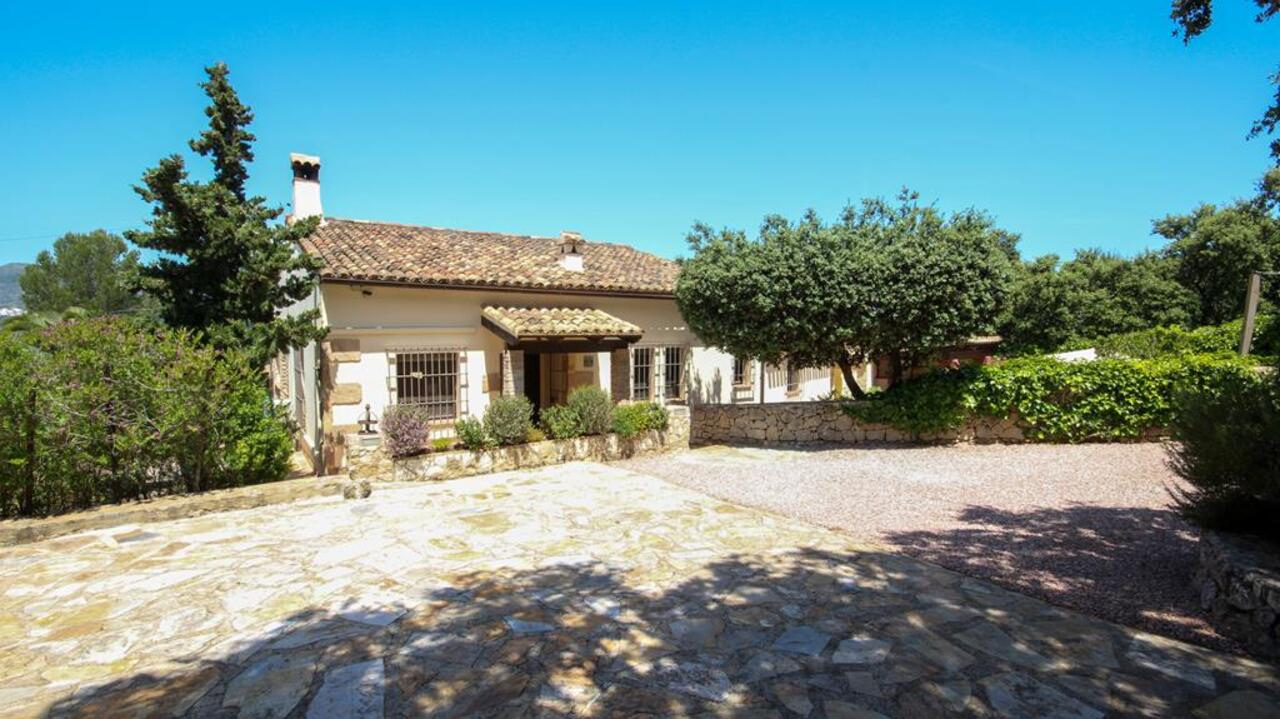 1710: Country House  in Lliber