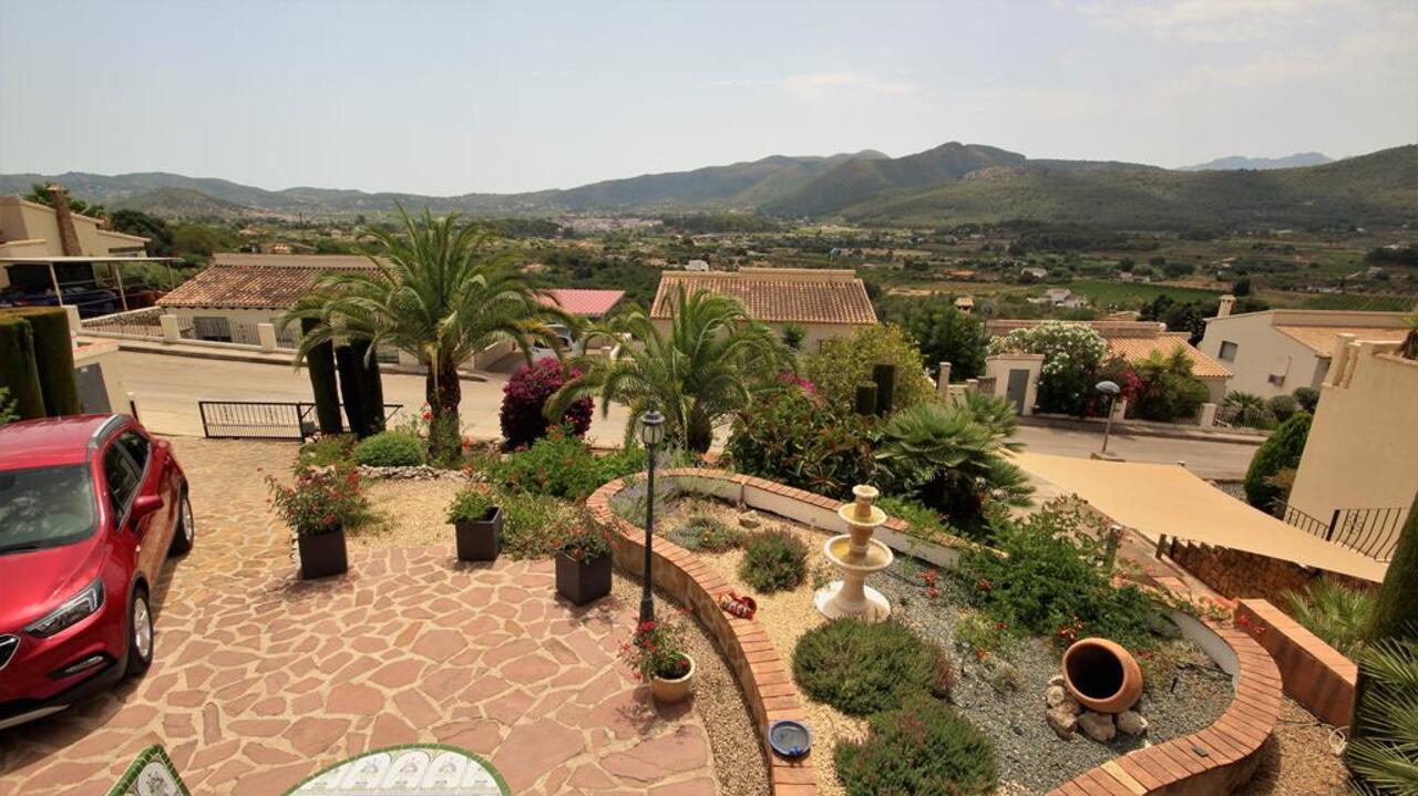 Villa in Jalon for sale in Alicante Costa Blanca Spain JA1740 Spanish