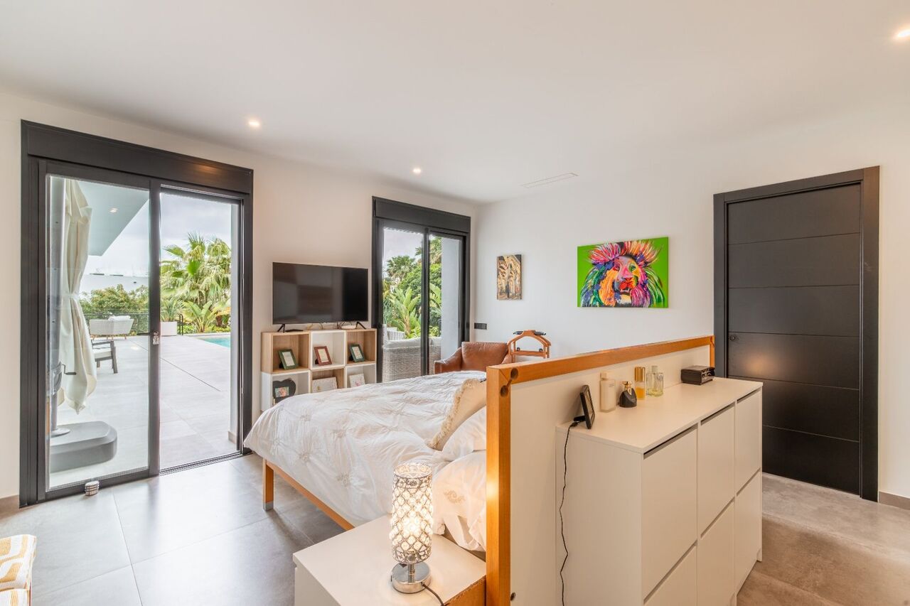 2667V-E: Villa  in Moraira