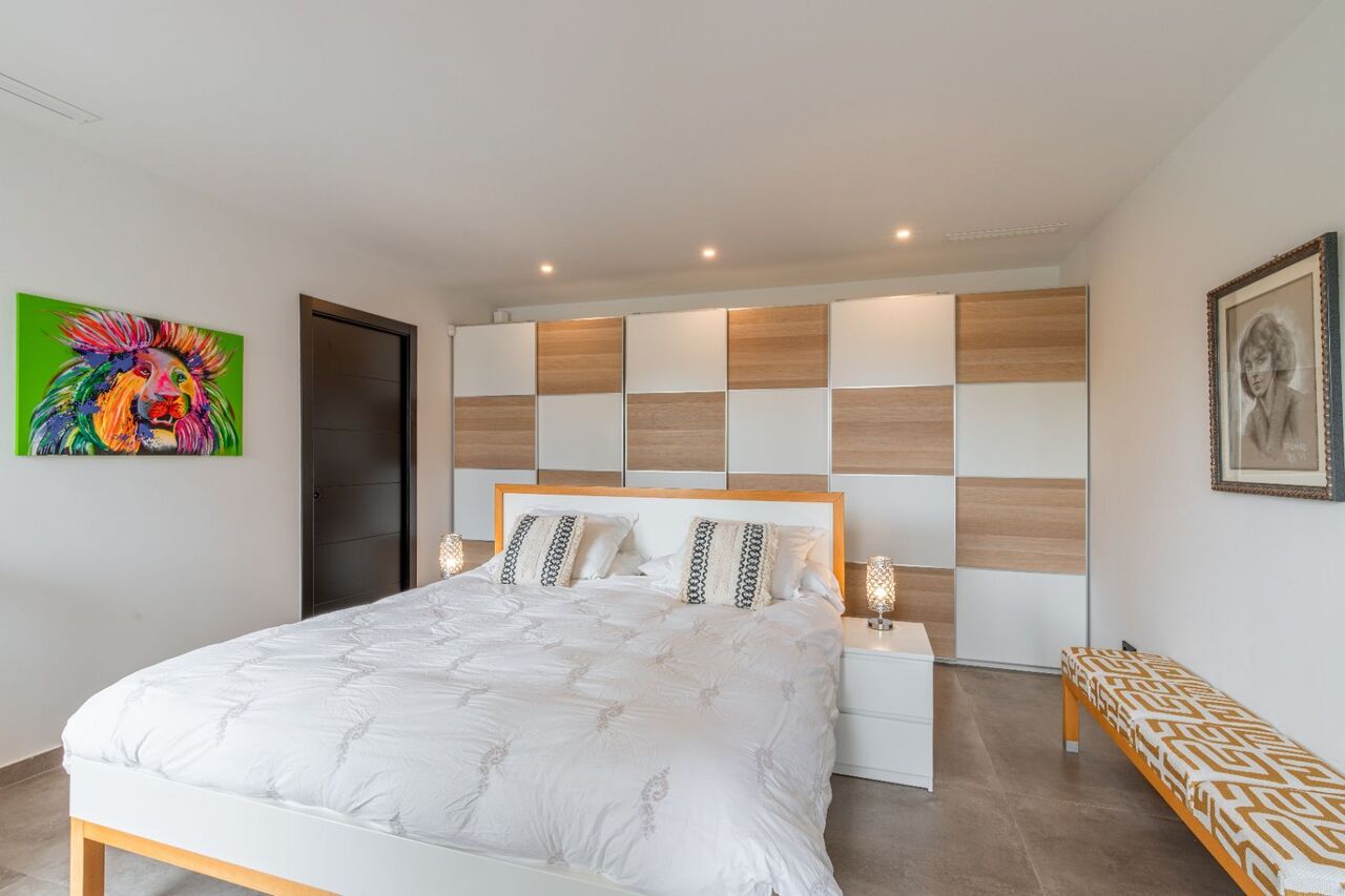 2667V-E: Villa  in Moraira