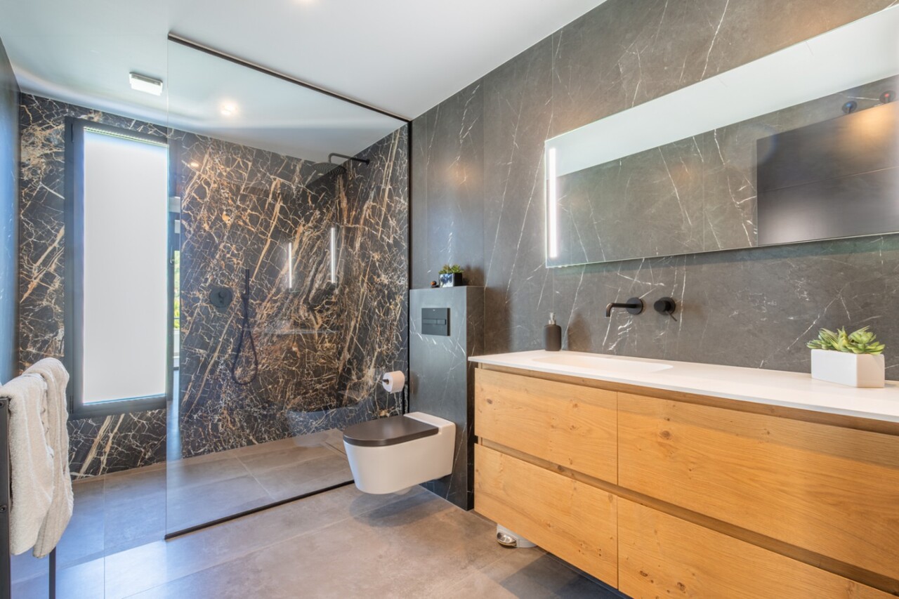 2667V-E: Villa  in Moraira