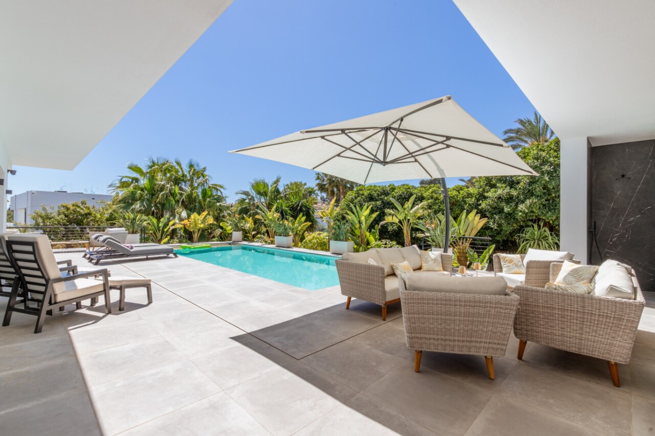 2667V-E: Villa  in Moraira