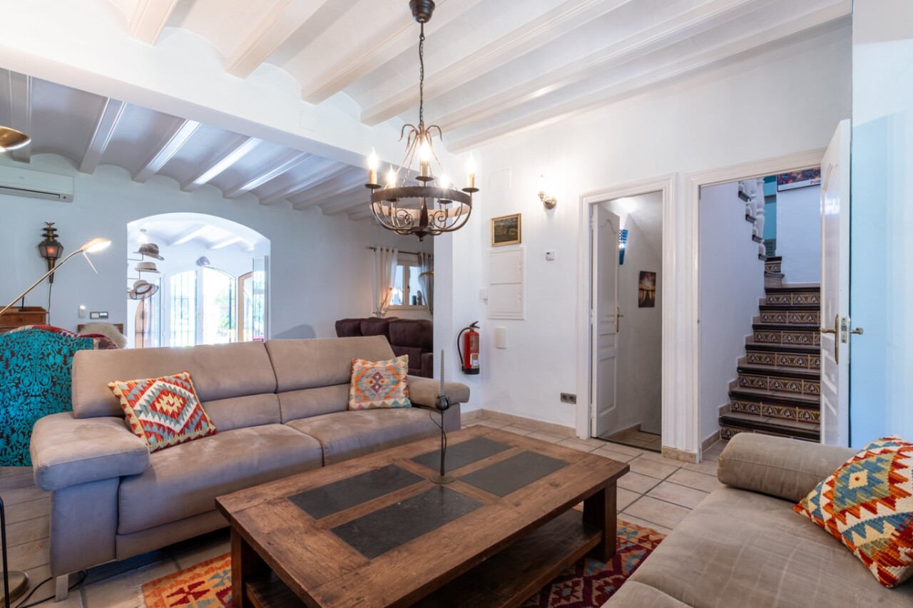 2610V-E: Country House  in Teulada