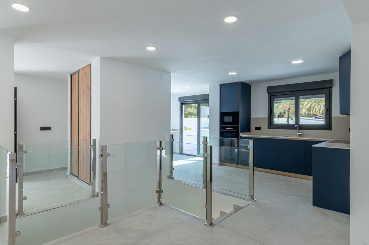 2611V-E: Villa  in Albir