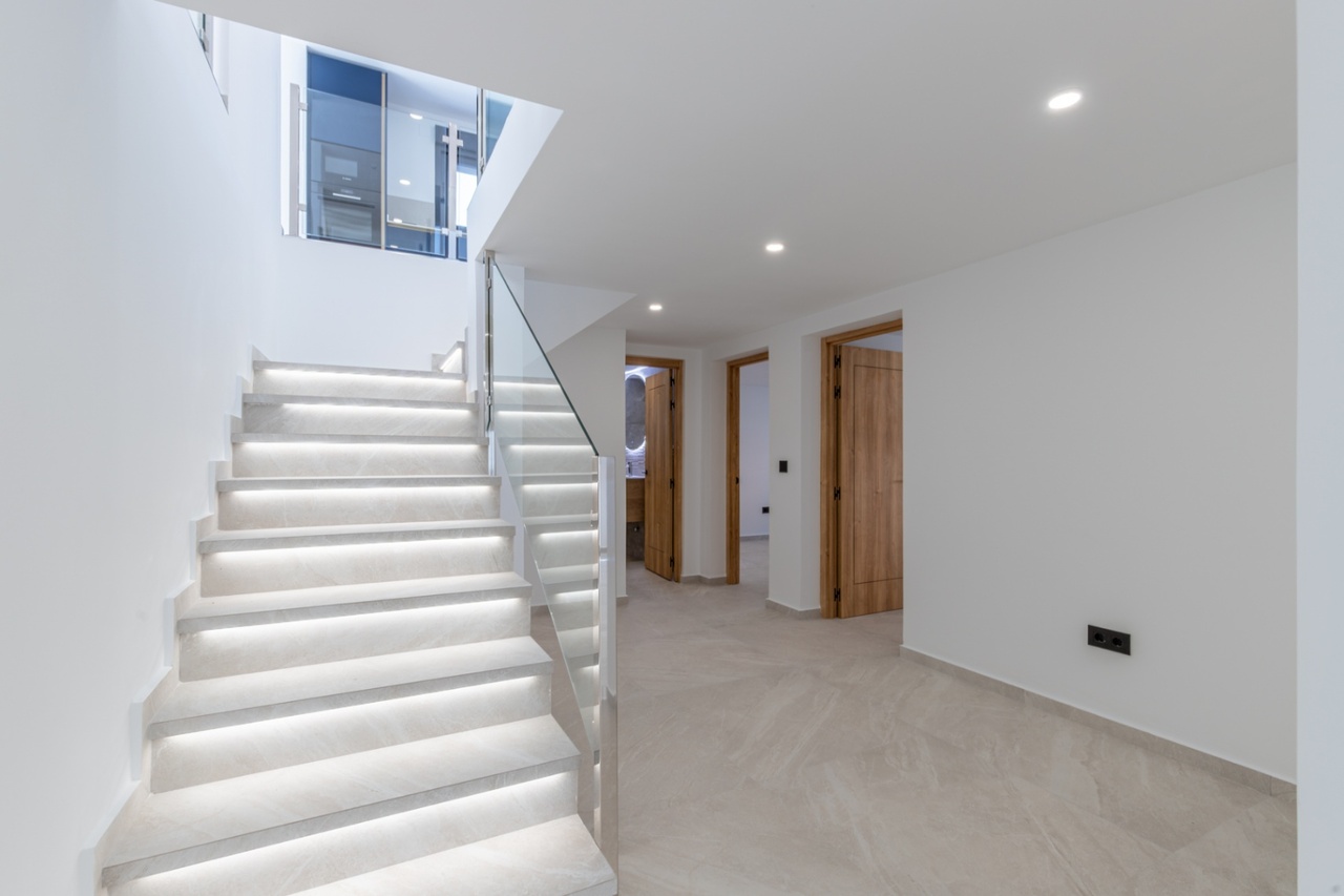 2611V-E: Villa  in Albir