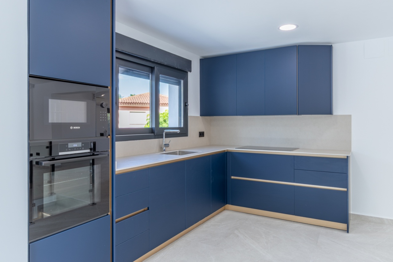 2611V-E: Villa  in Albir