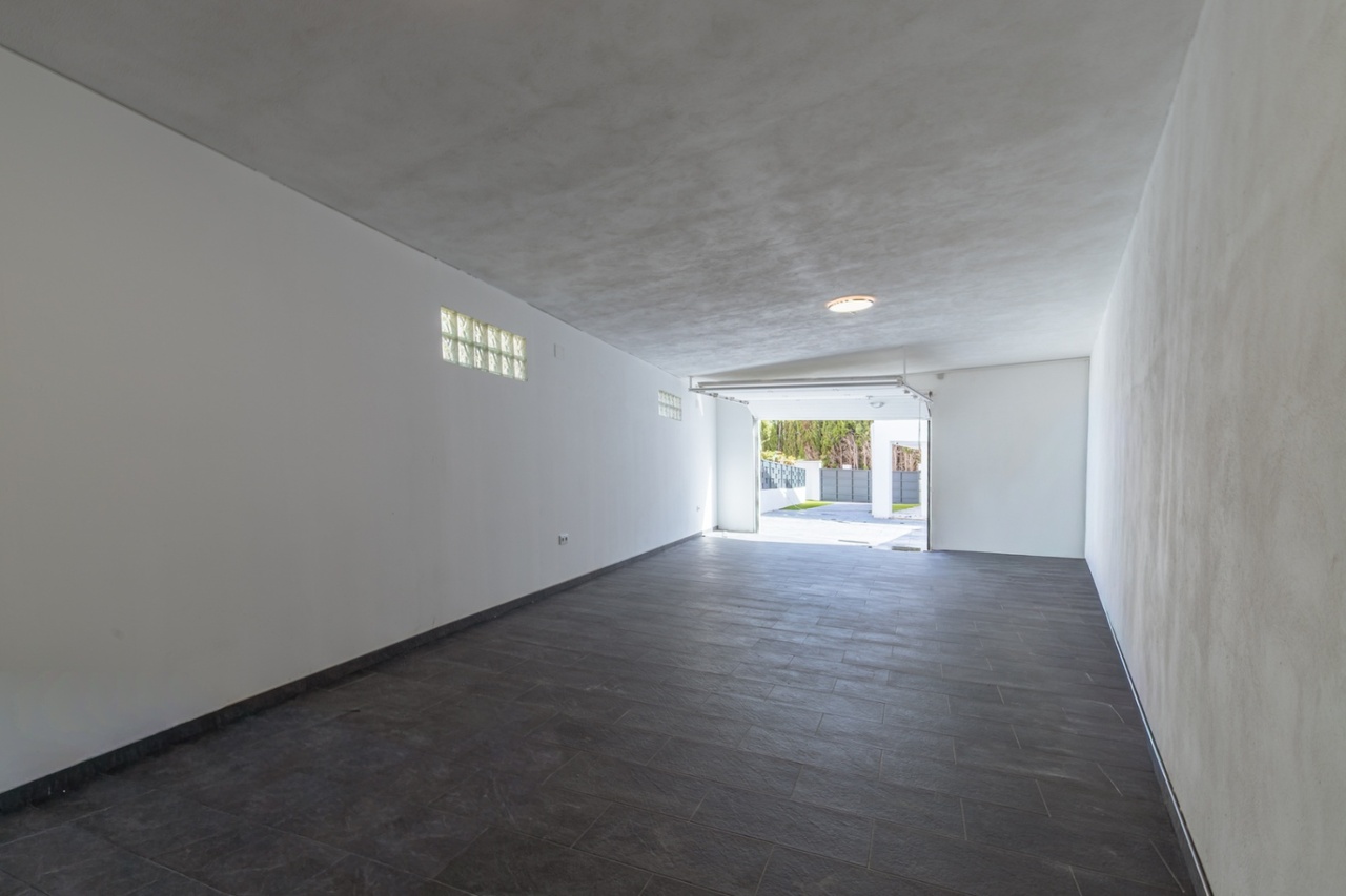 2611V-E: Villa  in Albir