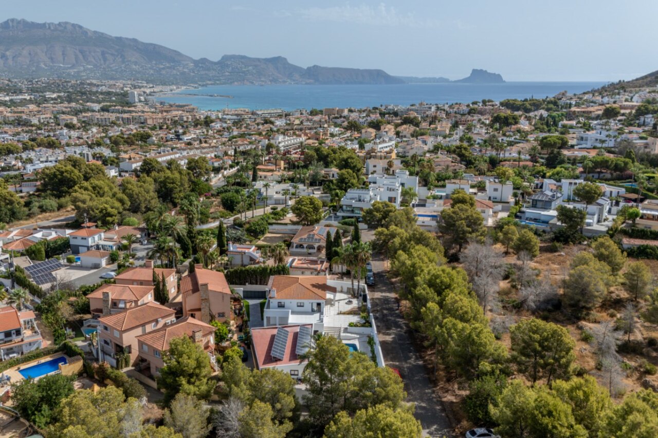 2611V-E: Villa  in Albir