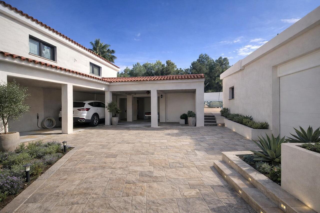 2611V-E: Villa  in Albir
