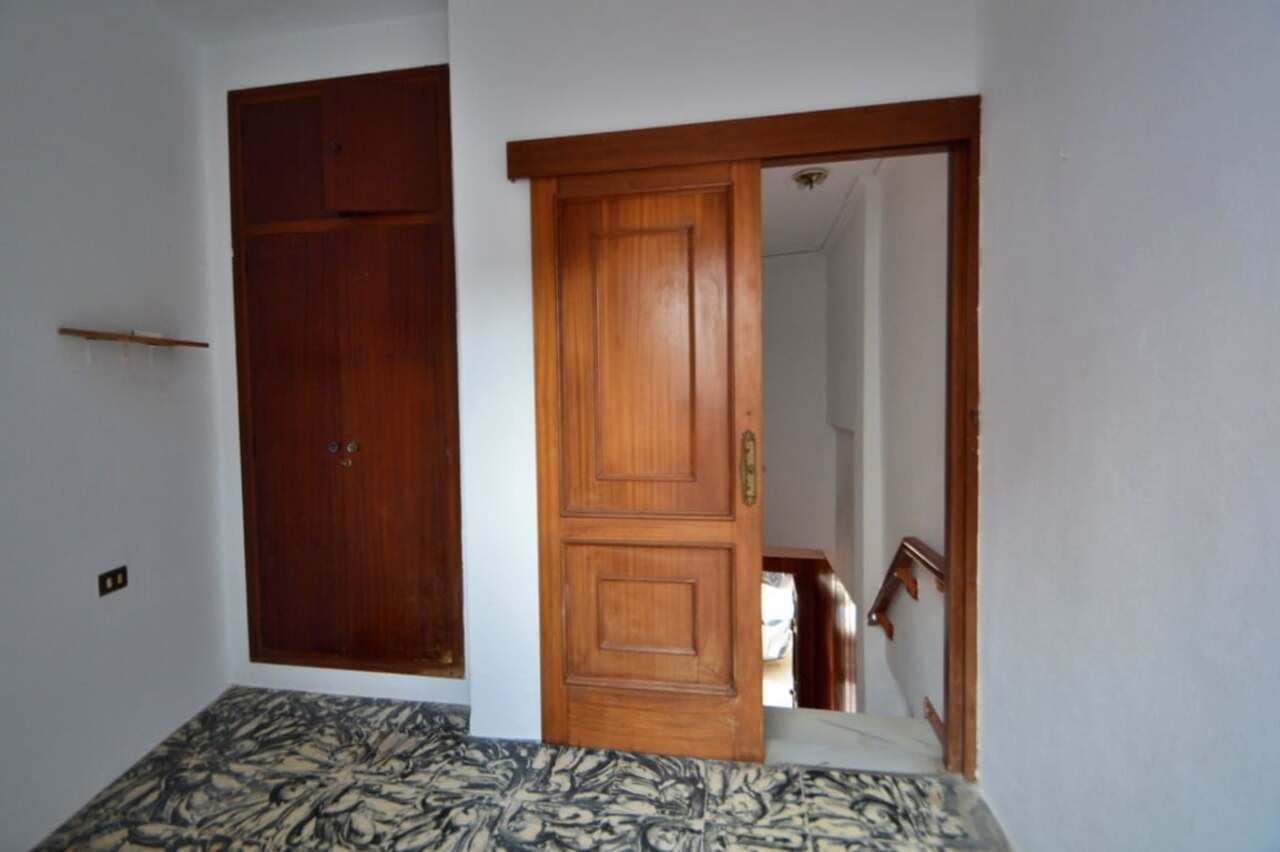DHJD332: Town House  in Denia