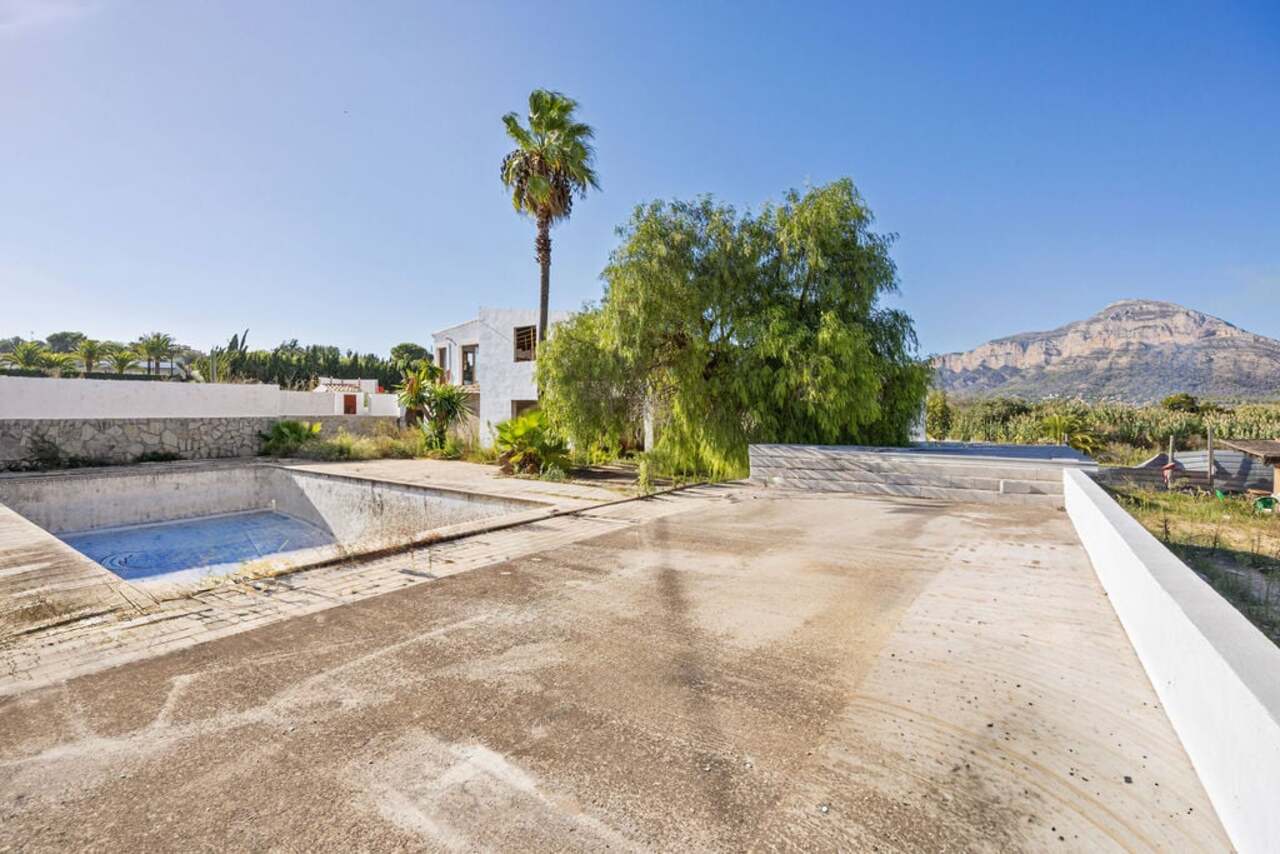 DHJ808A: Commercial Property  in Javea