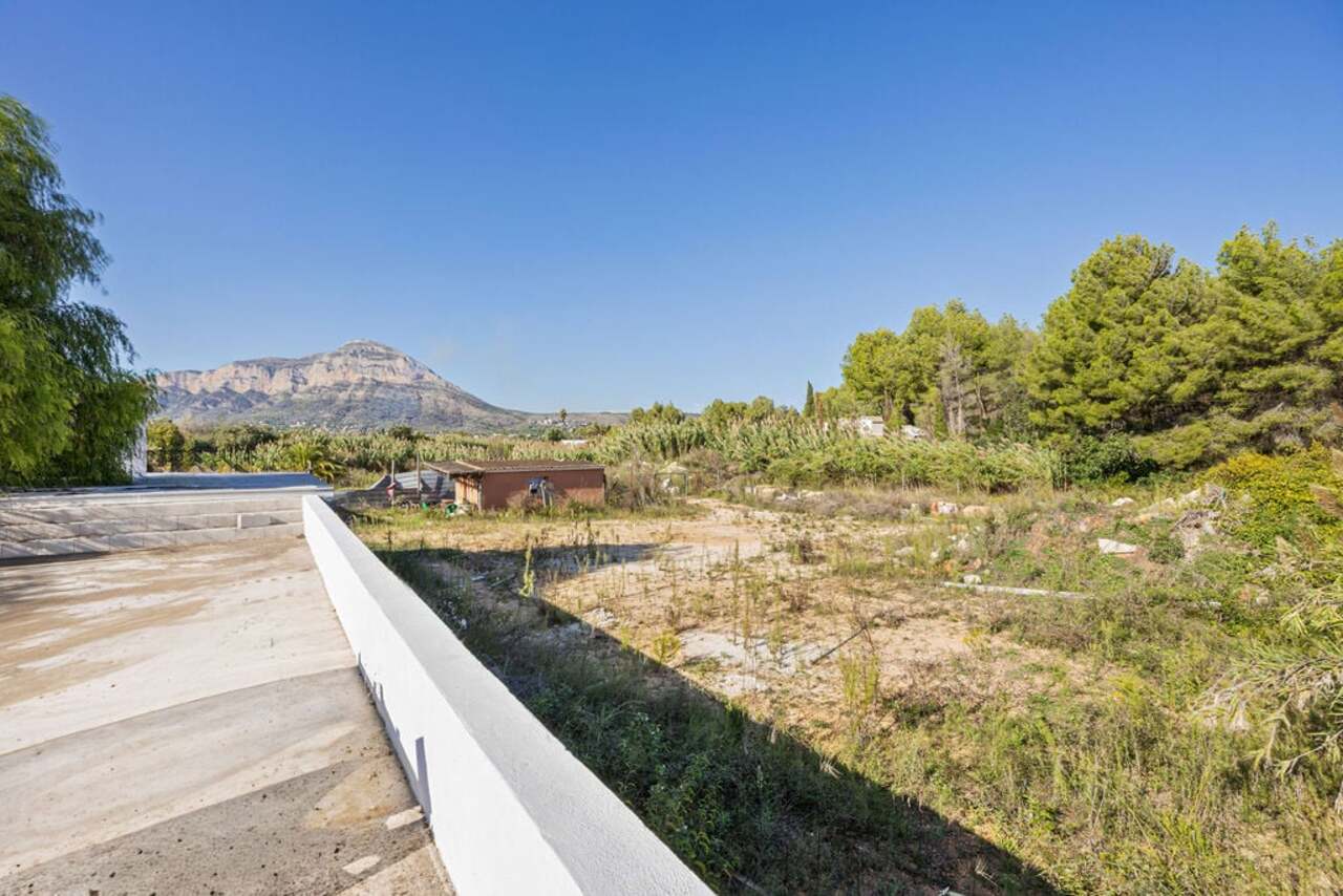 DHJ808A: Commercial Property  in Javea