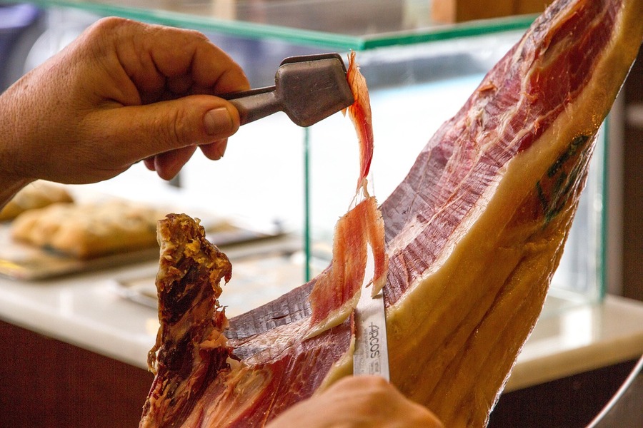 Jamón- Get acquainted with Spain´s favourite tapa plate!Spain News | Jamón- Get acquainted with Spain´s favourite tapa plate!