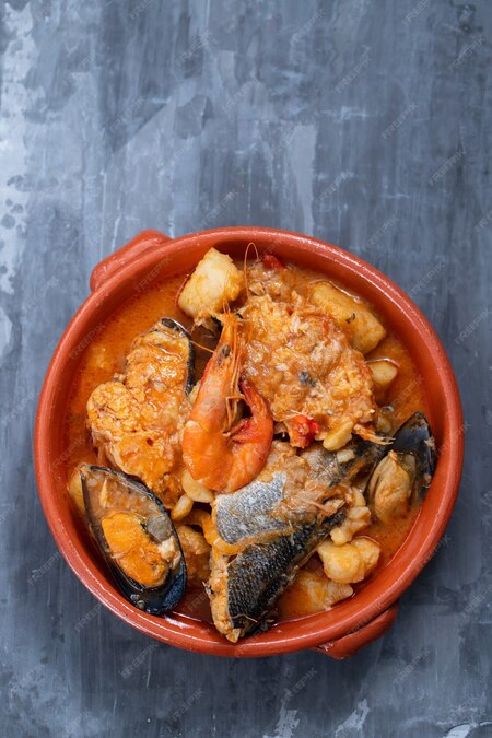 Perfect dish for Autumn- Zarzuela de pescado y mariscos.Spain News | Perfect dish for Autumn- Zarzuela de pescado y mariscos.