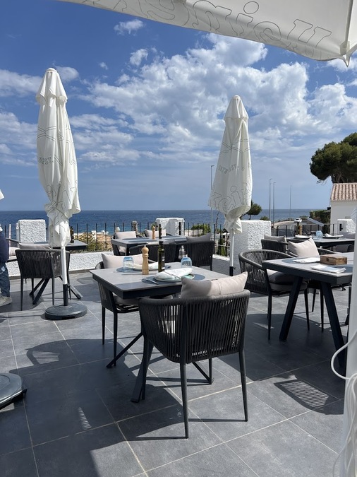 Just another wonderful Sunday- Sea views and seafood in Moraira!Local News | Just another wonderful Sunday- Sea views and seafood in Moraira!