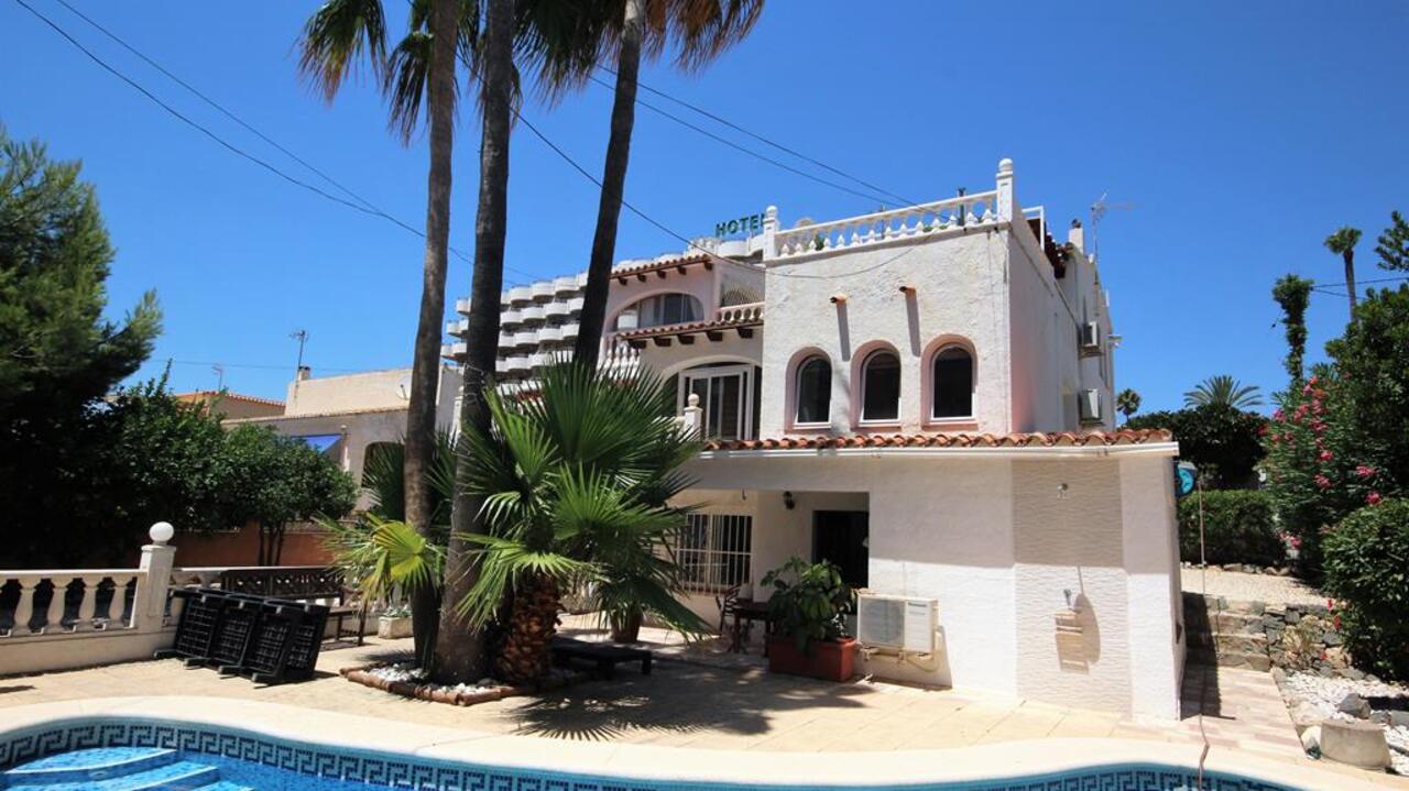 8 bedroom house / villa for sale in Calp / Calpe, Costa Blanca