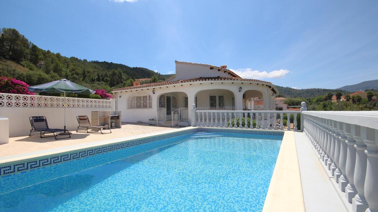 For sale: 4 bedroom house / villa in Orba, Costa Blanca