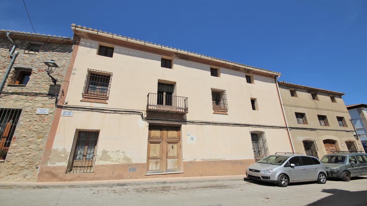 10 bedroom house / villa for sale in Alcalali, Costa Blanca