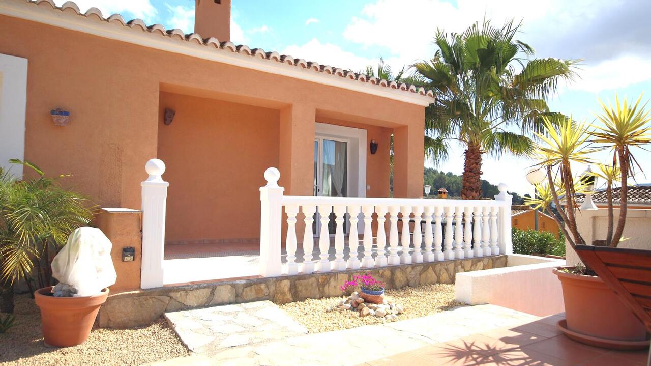 2 bedroom house / villa for sale in Alcalali, Costa Blanca