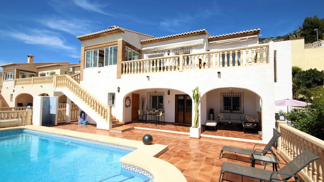 For sale: 5 bedroom house / villa in Jalon / Xaló