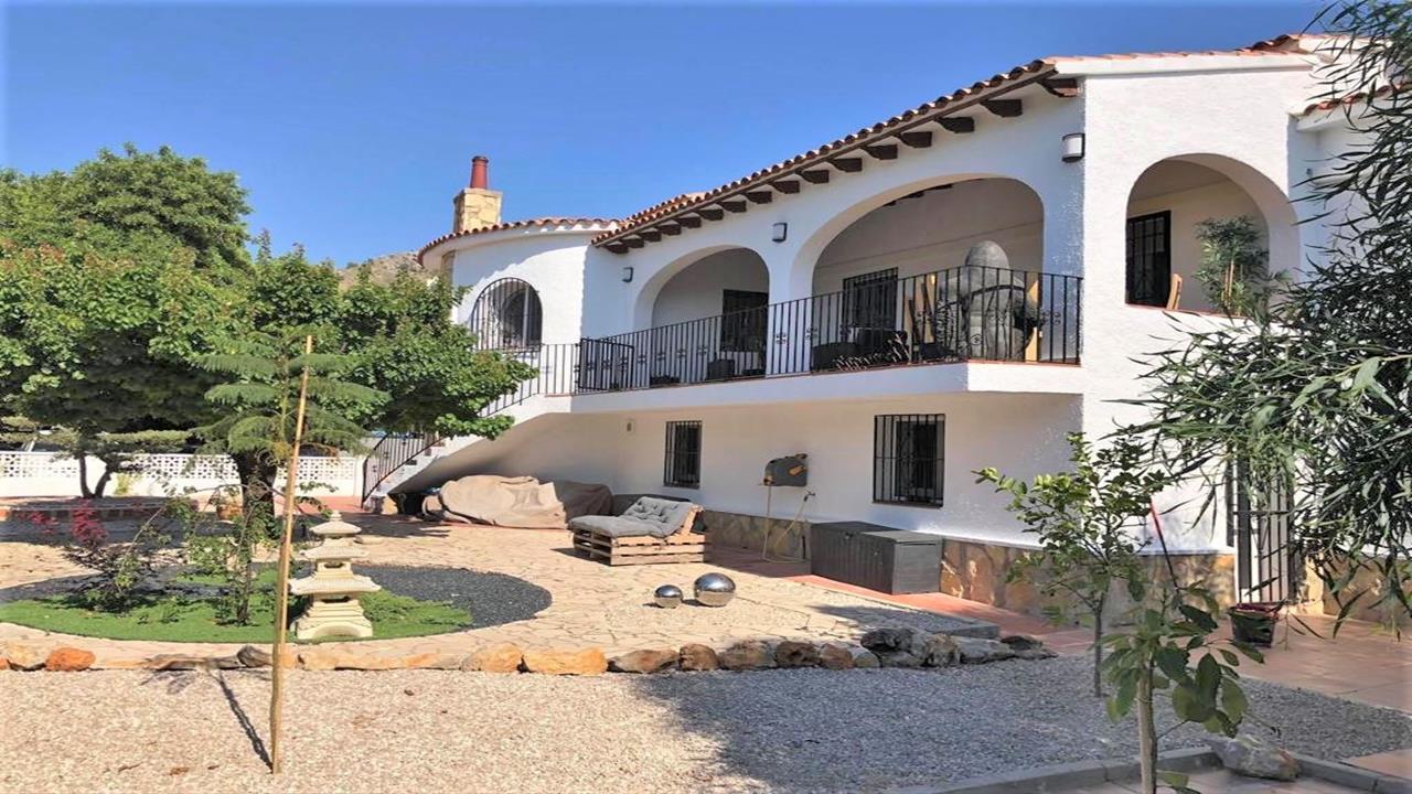 For sale: 5 bedroom house / villa in Alcalali, Costa Blanca