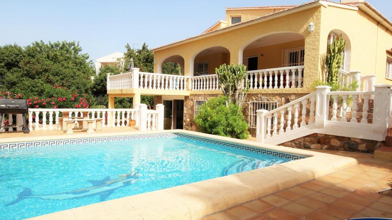 For sale: 4 bedroom house / villa in Calp / Calpe, Costa Blanca